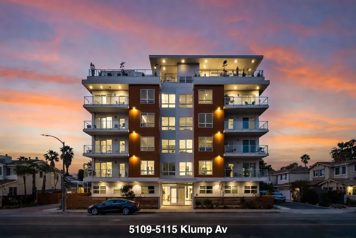 5115 Klump — street view sunset
