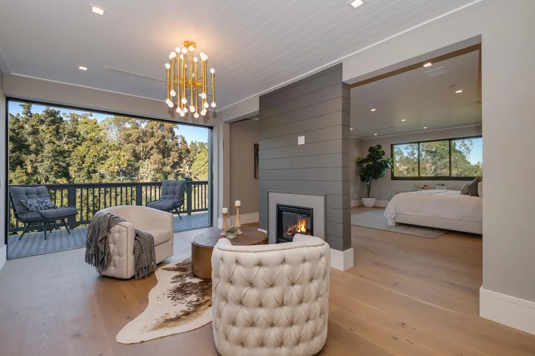 562 Greencraig Road photo 8
