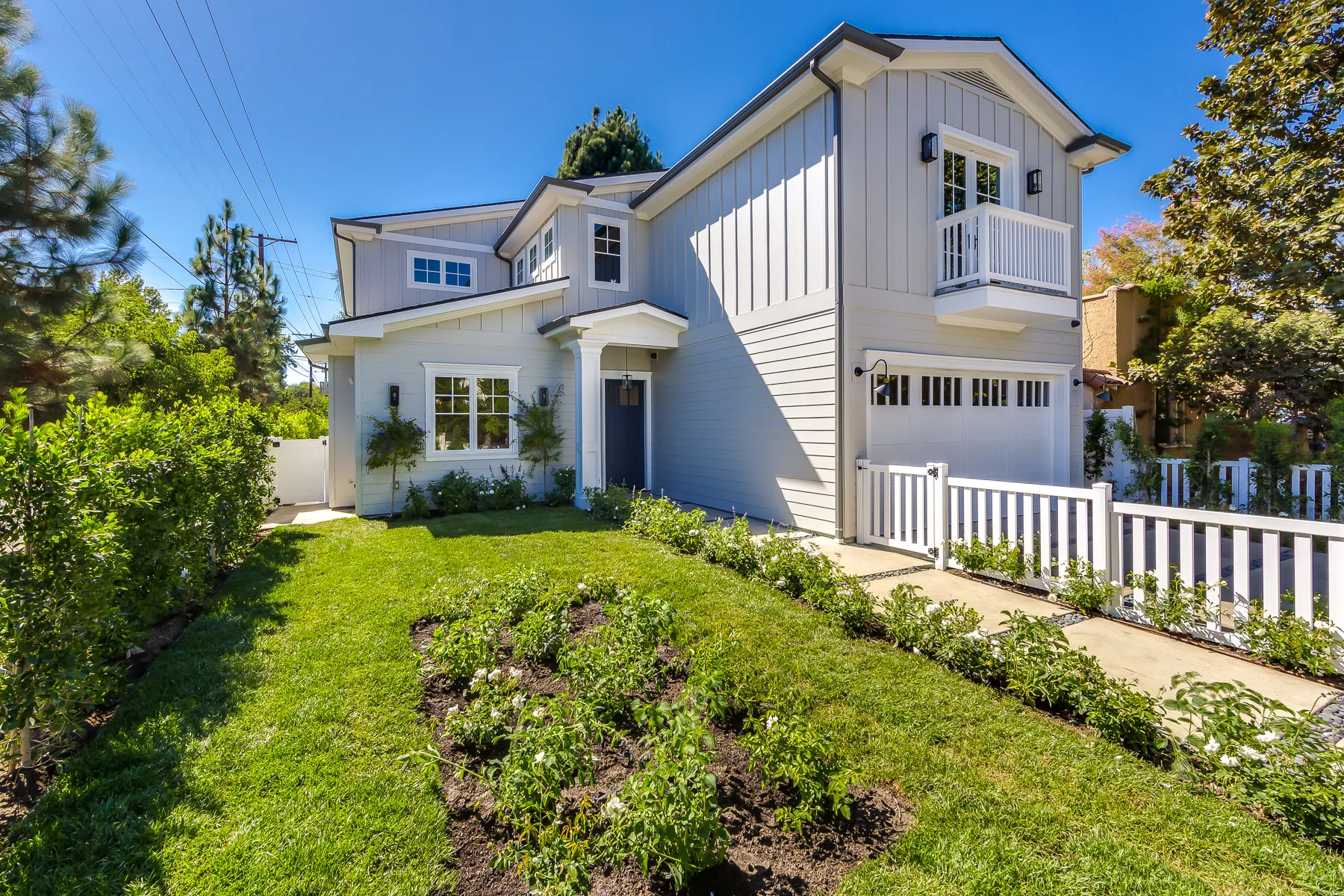 4201 Kraft Avenue