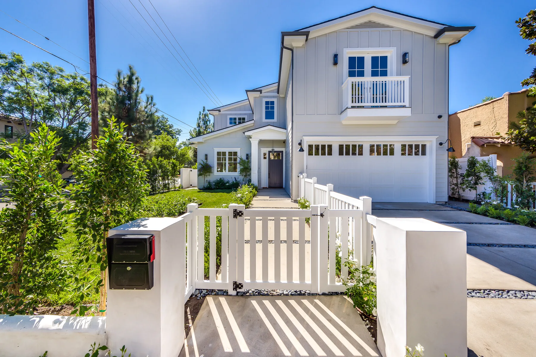 4201 Kraft Avenue