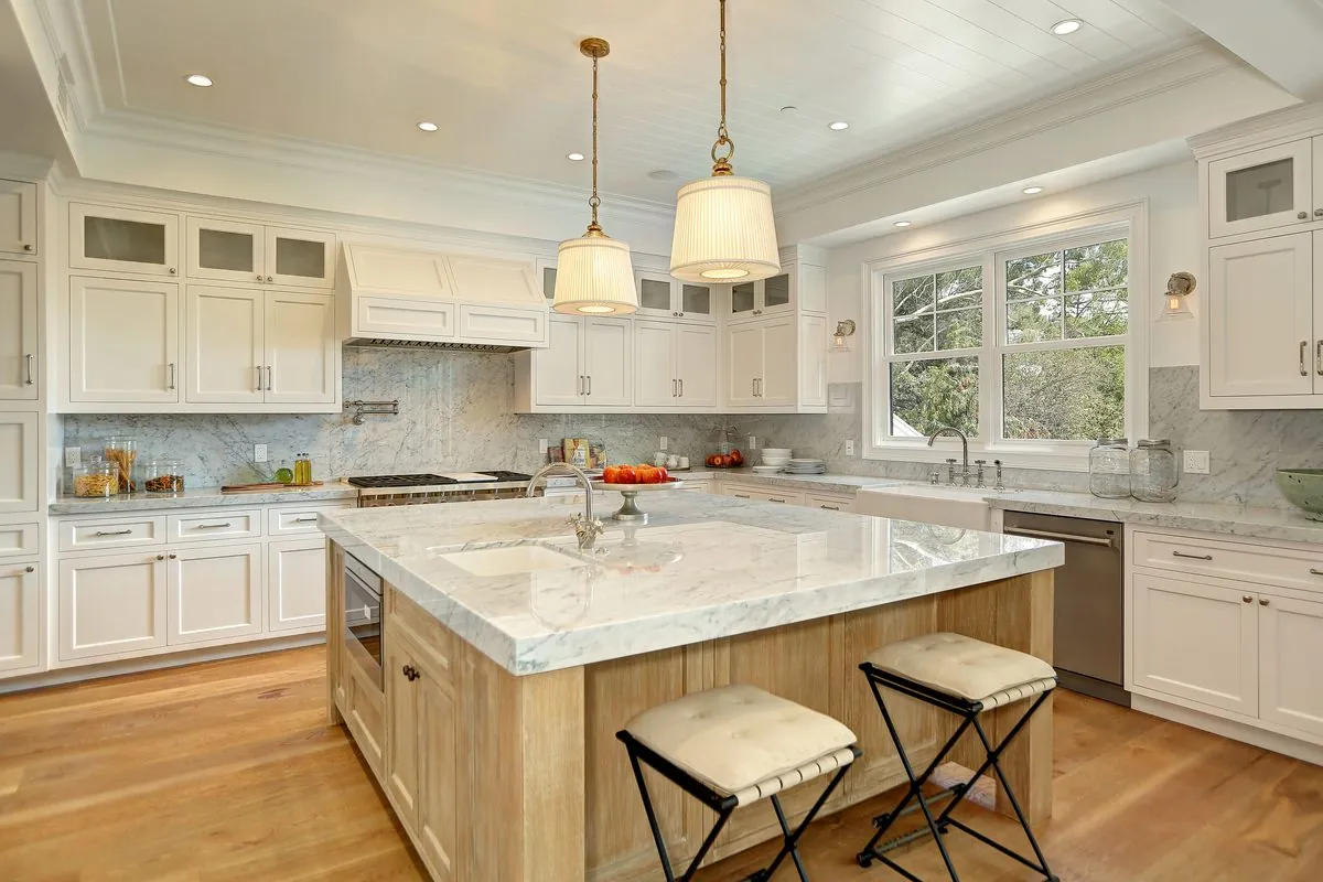 Monument Residence — kitchen